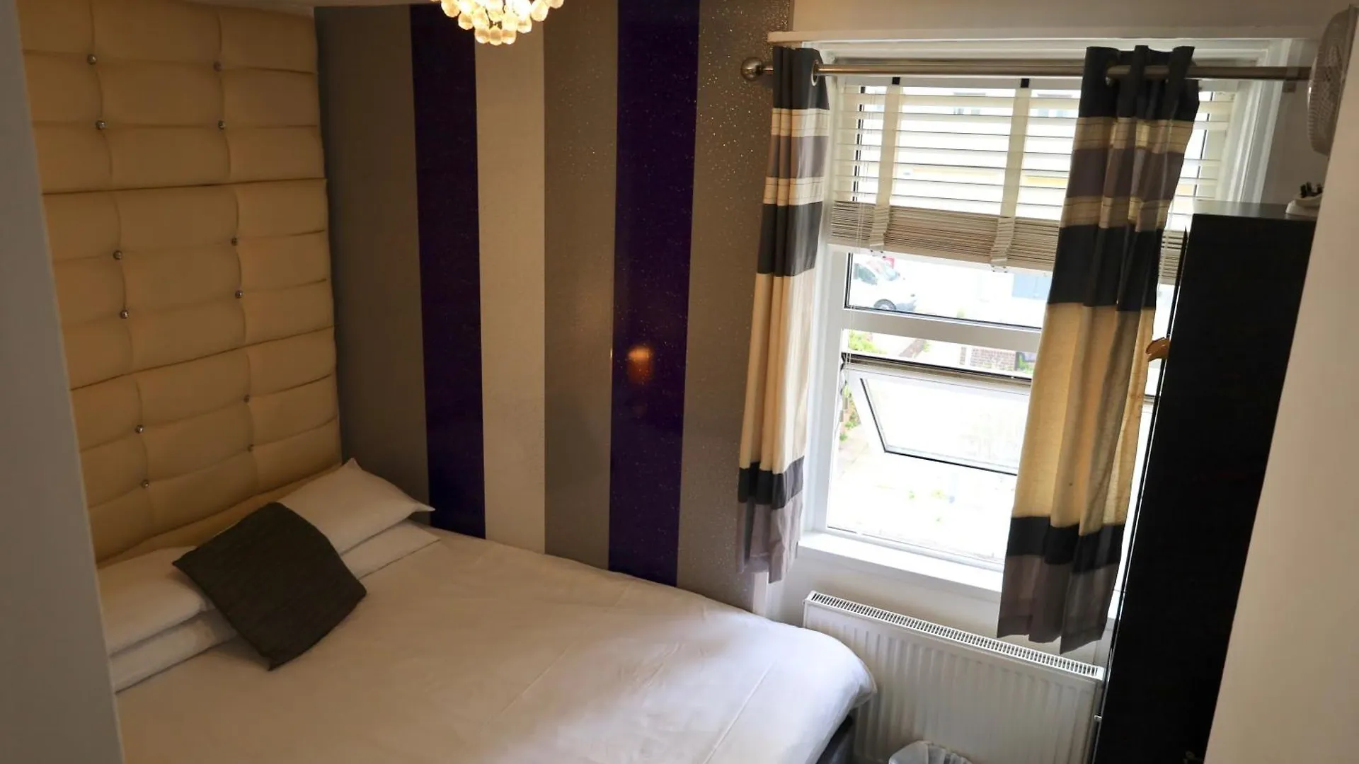 Brighton Inn Boutique Guest Accommodation Bed & Breakfast