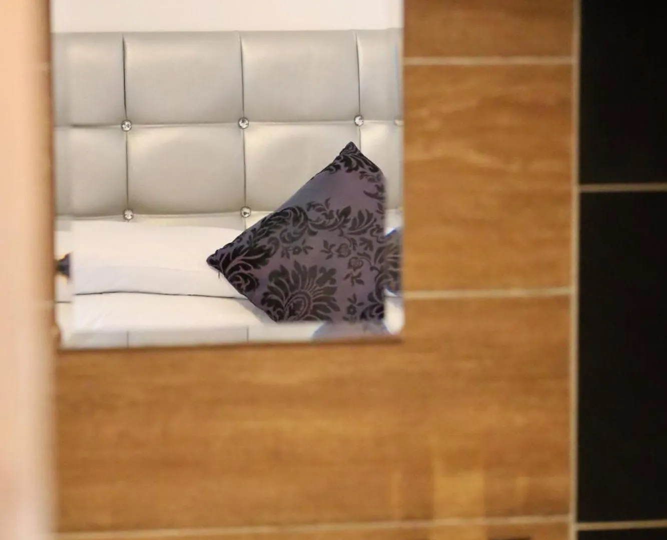 Bed & Breakfast Brighton Inn Boutique Guest Accommodation